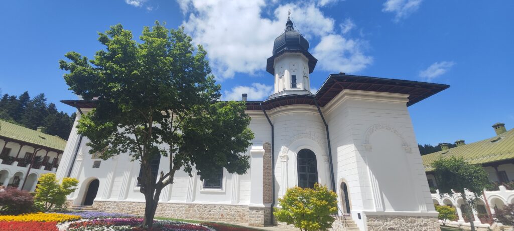 Vizită la Mănăstirea Agapia și Casa Memorială Vlahuță