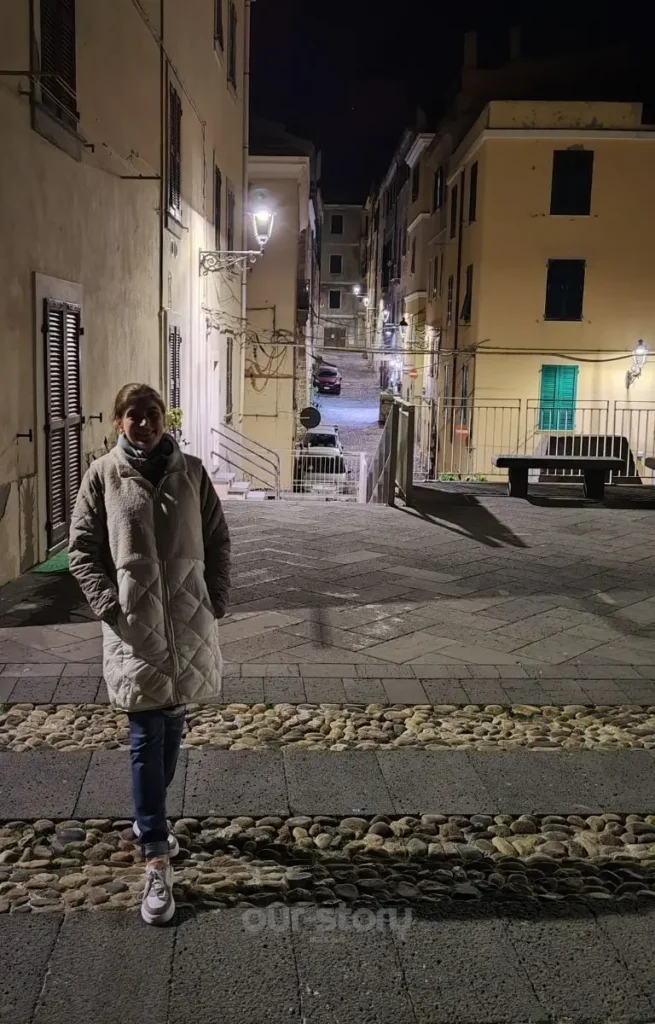 5 obiective turistice pe care sa nu le ratezi in Alghero 11 Claudia pe strazile Alghero