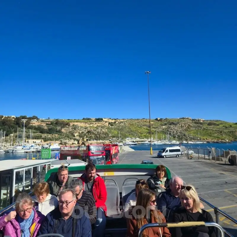 In autobuzul spre Gozo