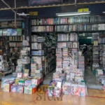 Piață de vechituri [Chatuchak Market] cu mii de cărți, CD-uri și reviste vechi, experiență pentru iubitorii de literatură în city break-ul la Bangkok
