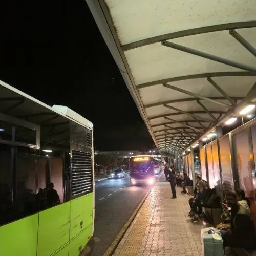 Statia de autobuze aeroport, Malta