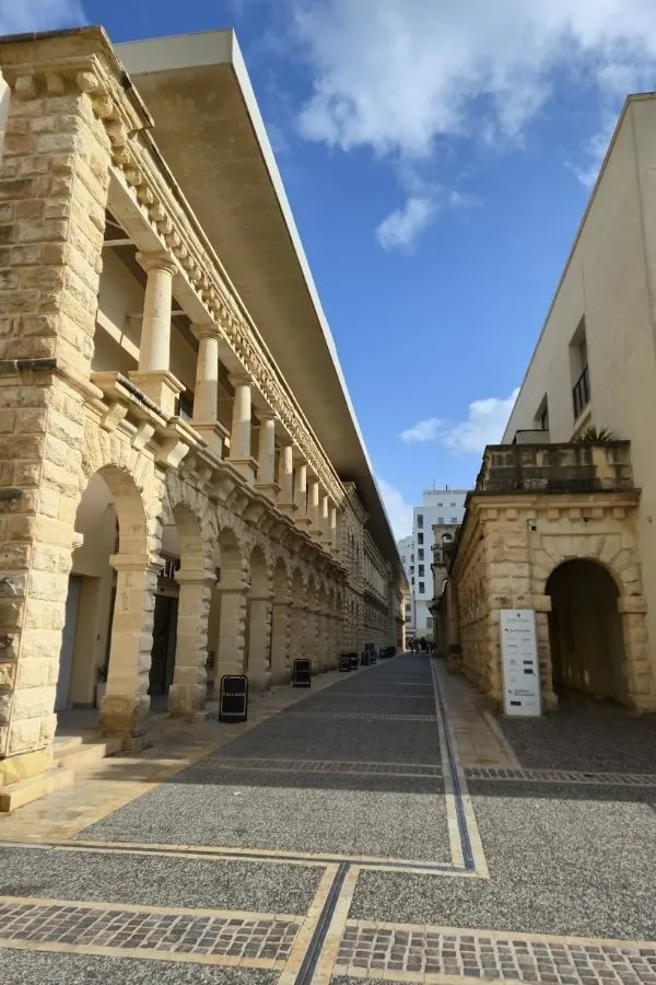 Strada pietonală din Valletta, Malta