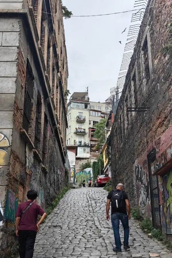 Turnul Galata din Istanbul — monument medieval genovez, simbol al cartierului Galata