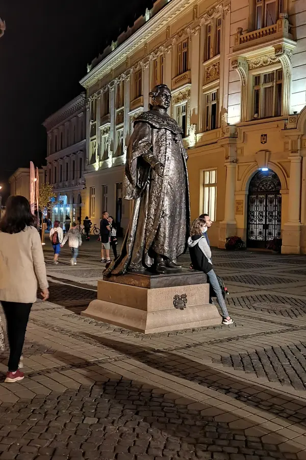 Statuia Samuel von Brukenthal din Sibiu